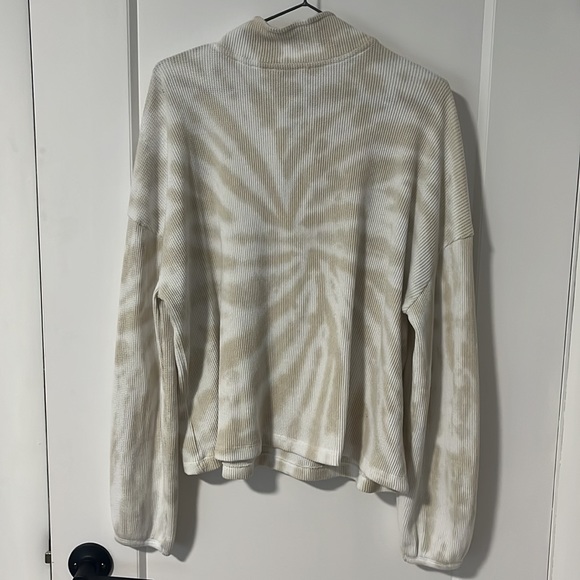 Tie-Dye Sweater - Picture 6 of 6
